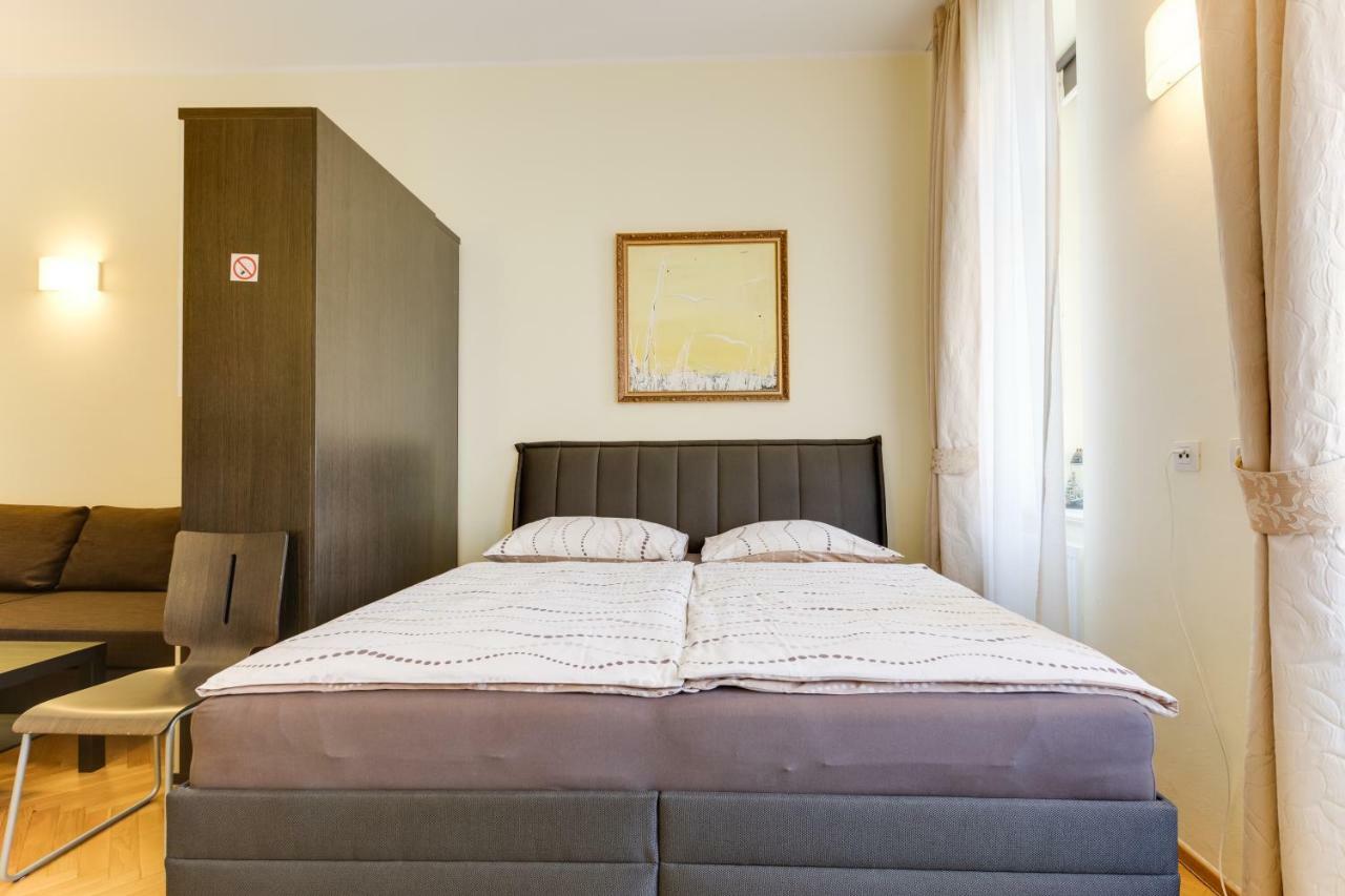 Halkova Studio Prague Extérieur photo