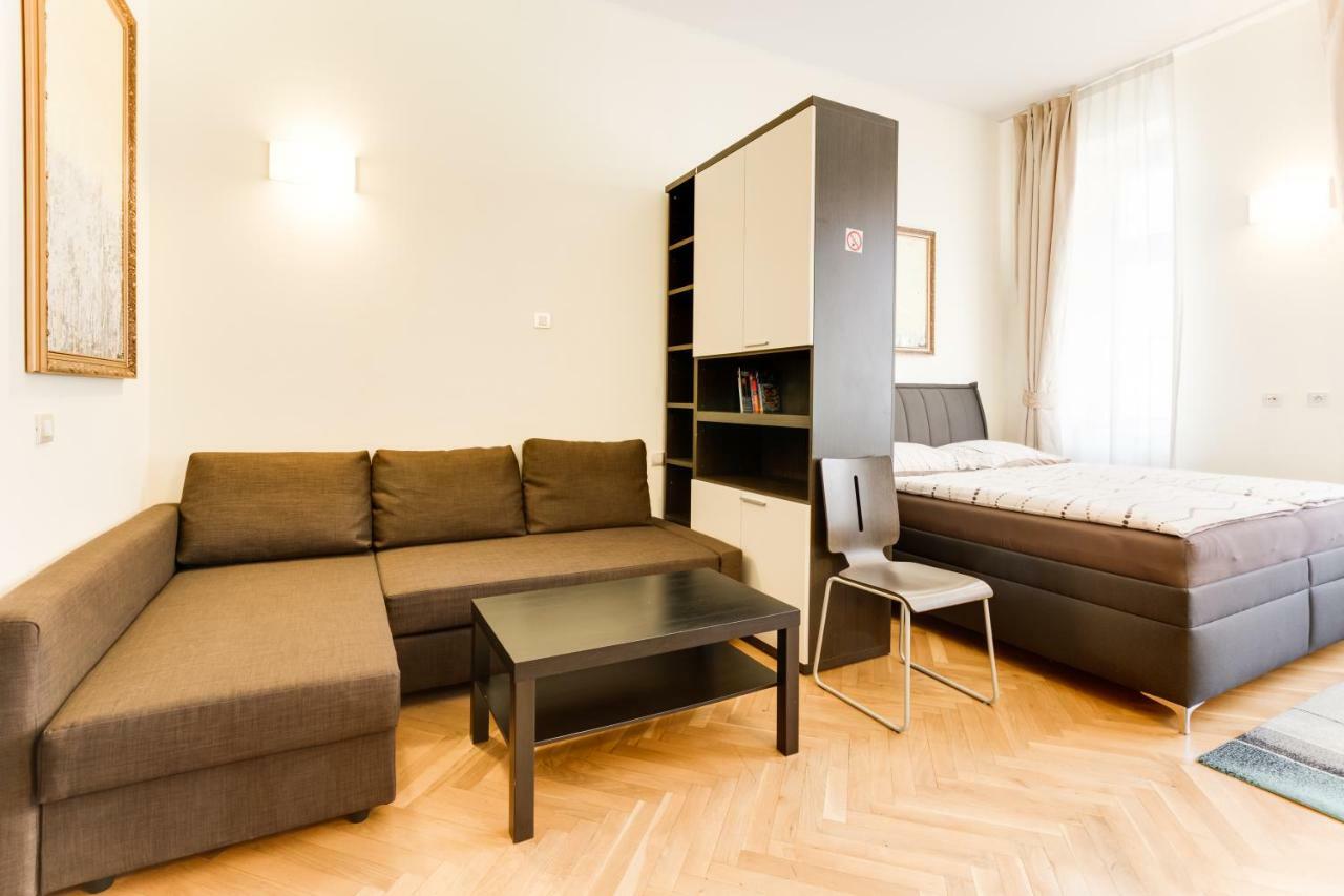 Halkova Studio Prague Extérieur photo